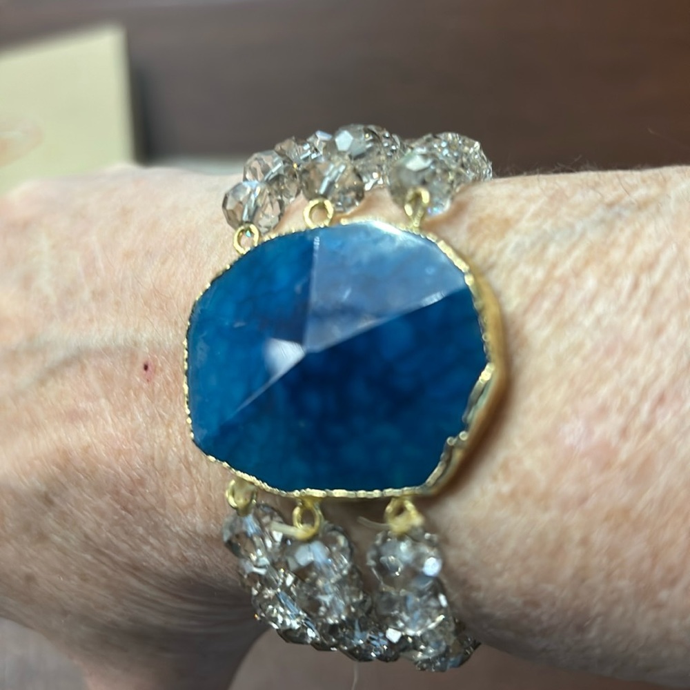 Bracelet - Picture 2 of 6